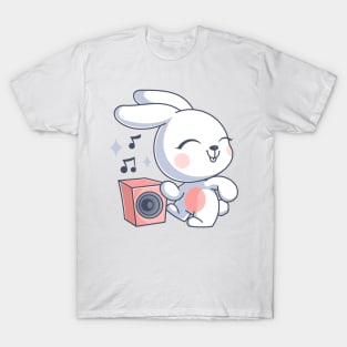 Cute bunny dancing and listening to music T-Shirt